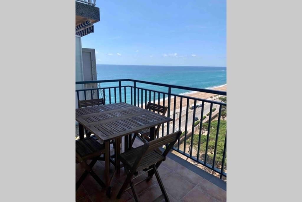 Apartamento Primera Linea De Mar Enjoy The View Blanes Εξωτερικό φωτογραφία